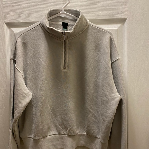 wild fable Tops - Cropped sweatshirt *2/$10*